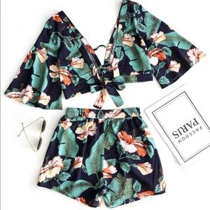 Sitting pretty beach set